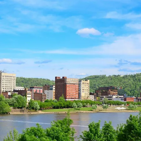 Holiday Inn Weirton-Steubenville Area-3